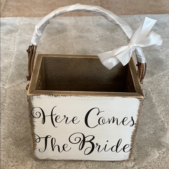 here comes the bride basket